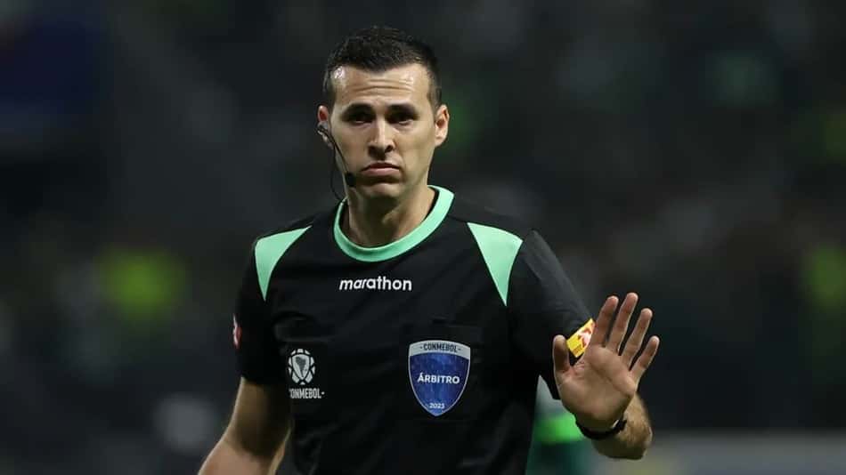 Árbitro uruguaio Andrés Matonte