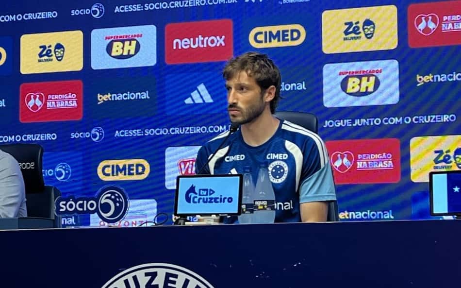 Quem paga salário? Reforço do Cruzeiro, Viña explica contrato