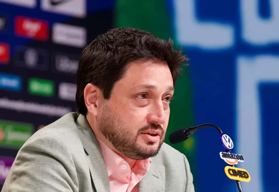 Arthur Elias convocou 28 atletas para os dois amistosos contra a Argentina