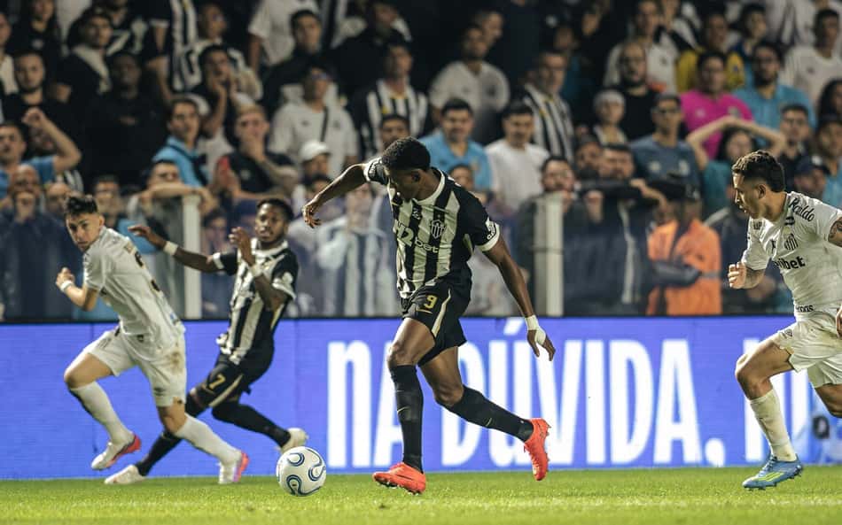 Atlético-MG recebe o Santos às 19h na Arena MRV pelo jogo de volta das quartas de final da Copa Sul-Americana