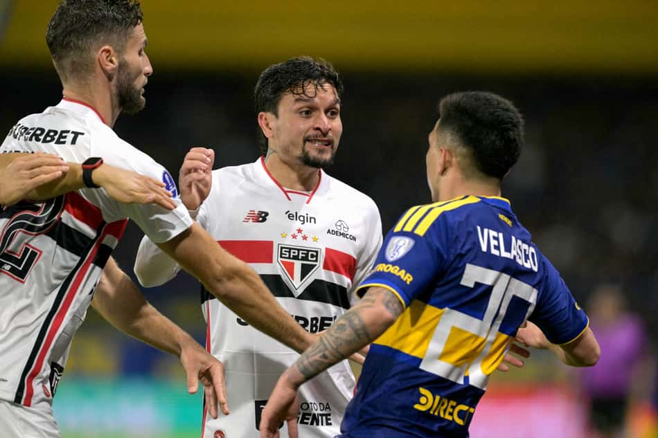 Arthur e Alan Velasco discutindo em São Paulo x Boca Juniors
