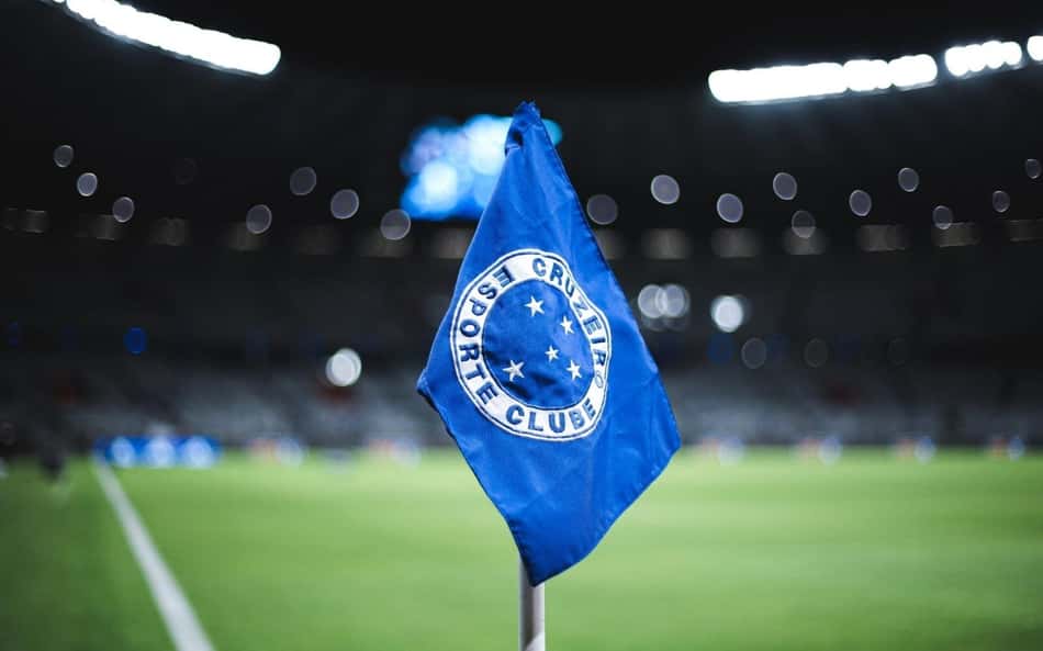 Cruzeiro rebate falas de empresário e vai à Justiça