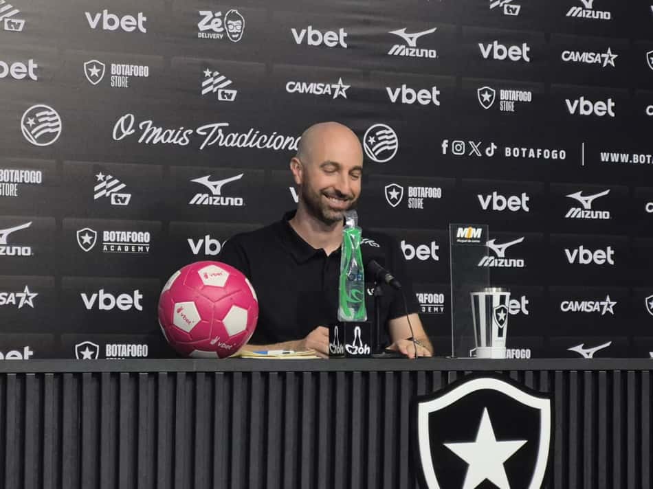 Rodrigo Bellão será auxiliar permanente do Botafogo (Foto: Leonardo Bessa/Lance!)
