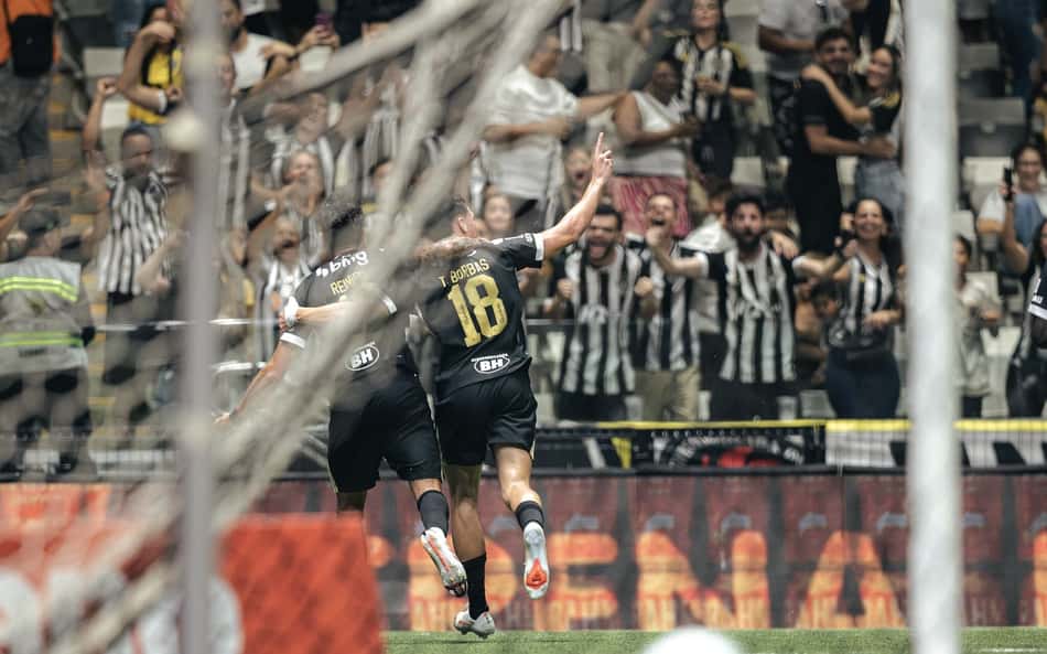 Borbas e Reinier (Foto: Pedro Souza / Atlético)