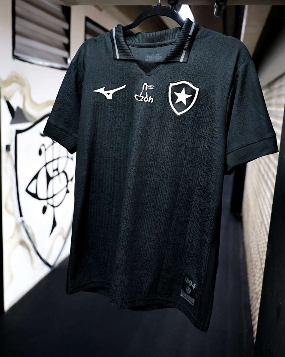 Camisa II do Botafogo utilizada pelo time sub-20