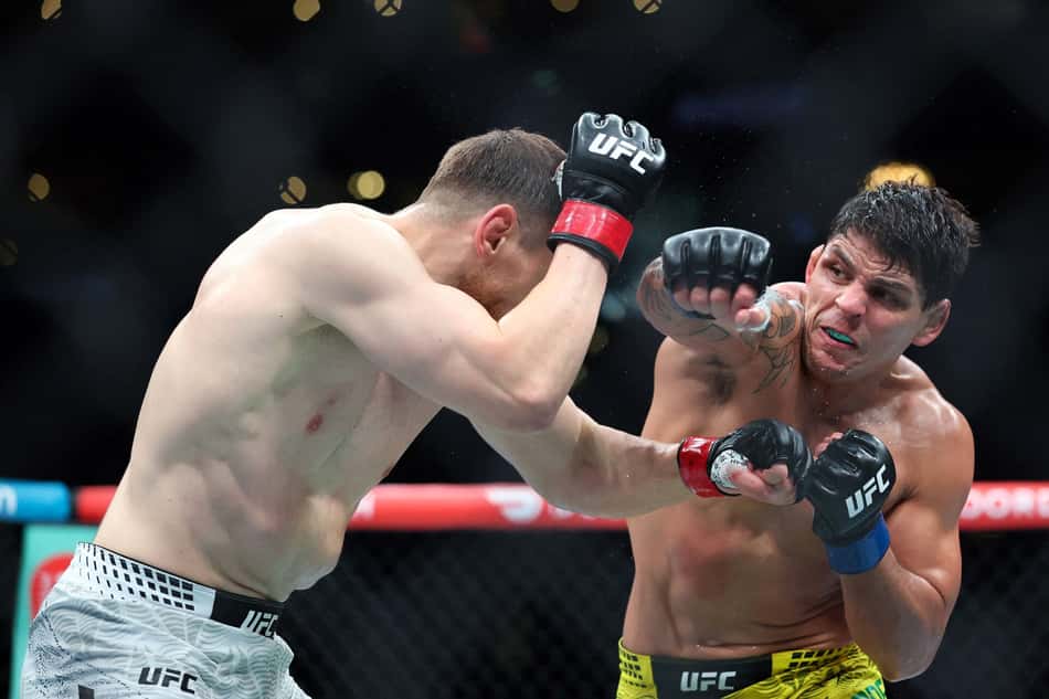 Edmen Shahbazyan em disputa com Brunno Ferreira