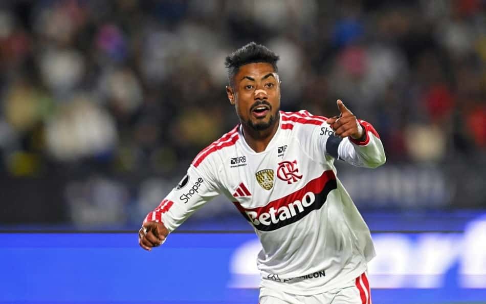 Bruno Henrique comemorando gol em Del Valle x Flamengo