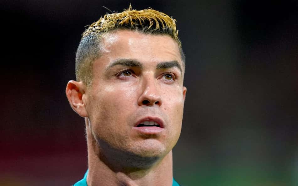 Cristiano Ronaldo revirando os olhos