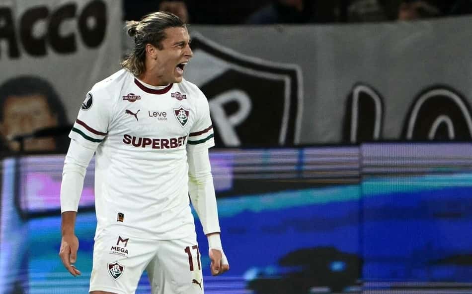 Canobbio comemorando gol pelo Fluminense