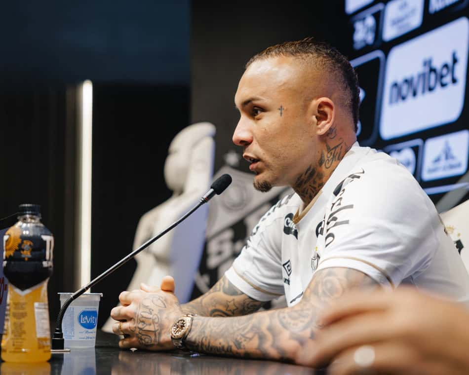 Cebolinha na apresentação ao Santos