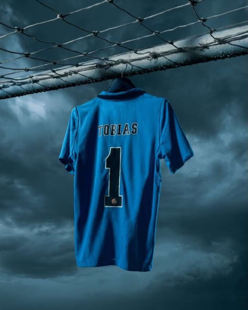 Novo terceiro uniforme do Corinthians, em homenagem ao ex-goleiro Tobias