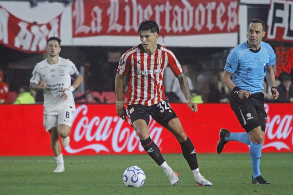 Joaquín Correa do Estudiantes de La Plata, durante a partida entre Estudiantes de La Plata e Corinthians