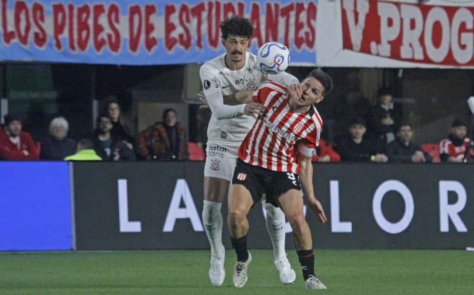 Confronto terminou empatado em 1 a 1 (Foto: Pool Pelaez Burga/DiaEsportivo/Folhapress)