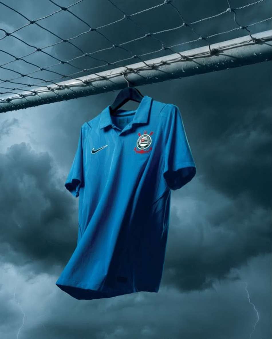 Novo terceiro uniforme do Corinthians, em homenagem ao ex-goleiro Tobias
