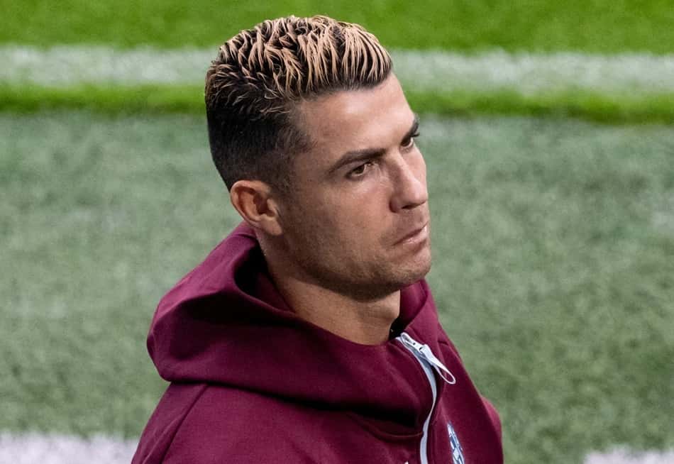 Cristiano Ronaldo ficou no banco na última partida de Portugal