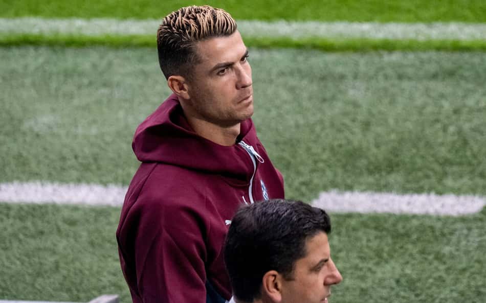 Cristiano Ronaldo ficou no banco na última partida de Portugal
