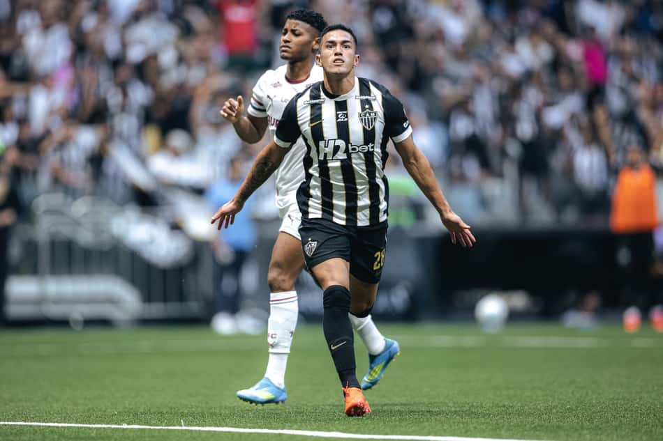 Cuello celebra gol em Galo x Flu (Foto: Pedro Souza / Atlético)