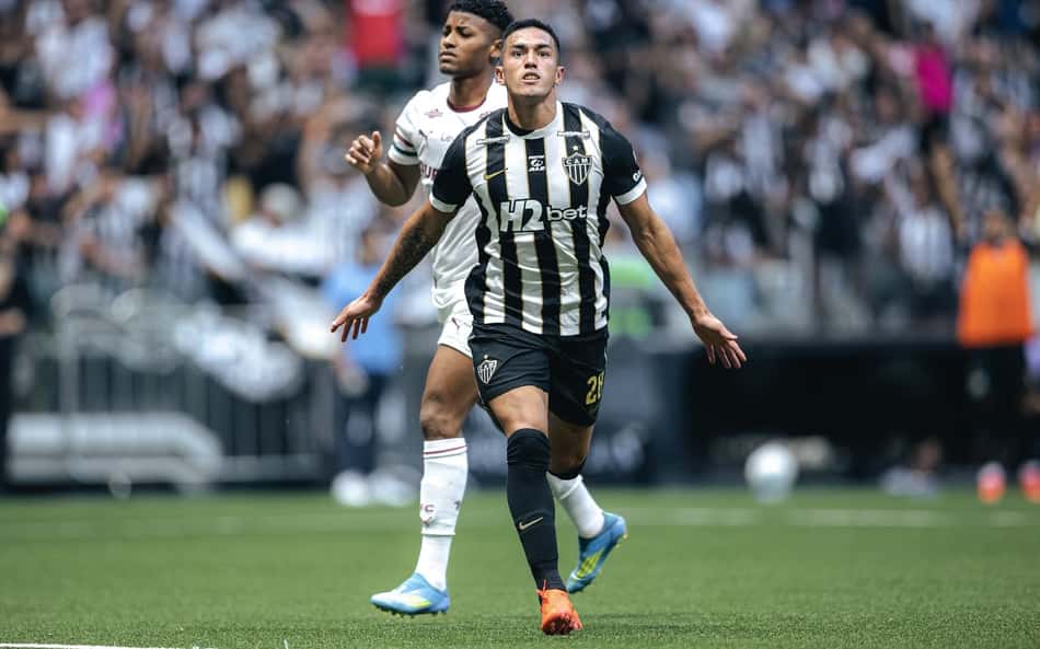 Cuello celebra gol em Galo x Flu (Foto: Pedro Souza / Atlético)