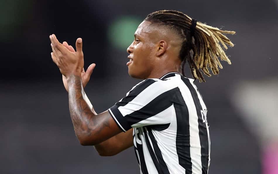Danilo fez dois gols do Botafogo contra o Grêmio