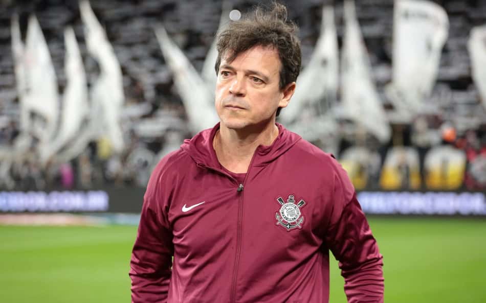 Fernando Diniz durante partida do Corinthians