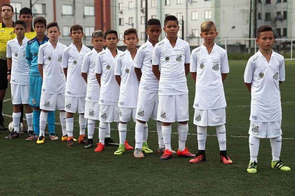 Gabriel Bontempo está no Santos desde 2015, quando ainda tinha 11 anos (Foto: Divulgação/Santos Futebol Clube)
