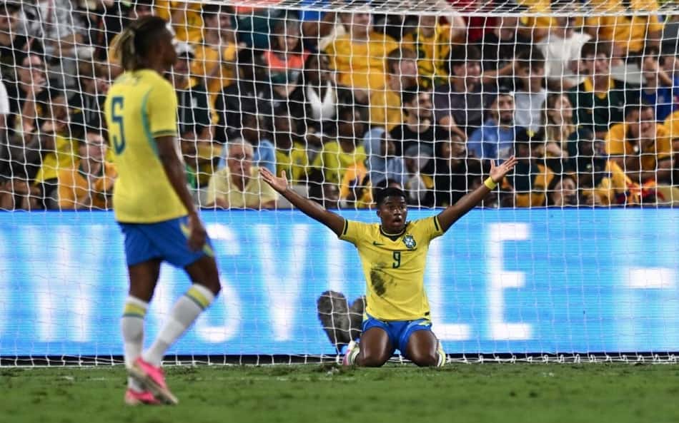 Europeus reagem a Endrick em Austrália x Brasil: 'Constrangedor'