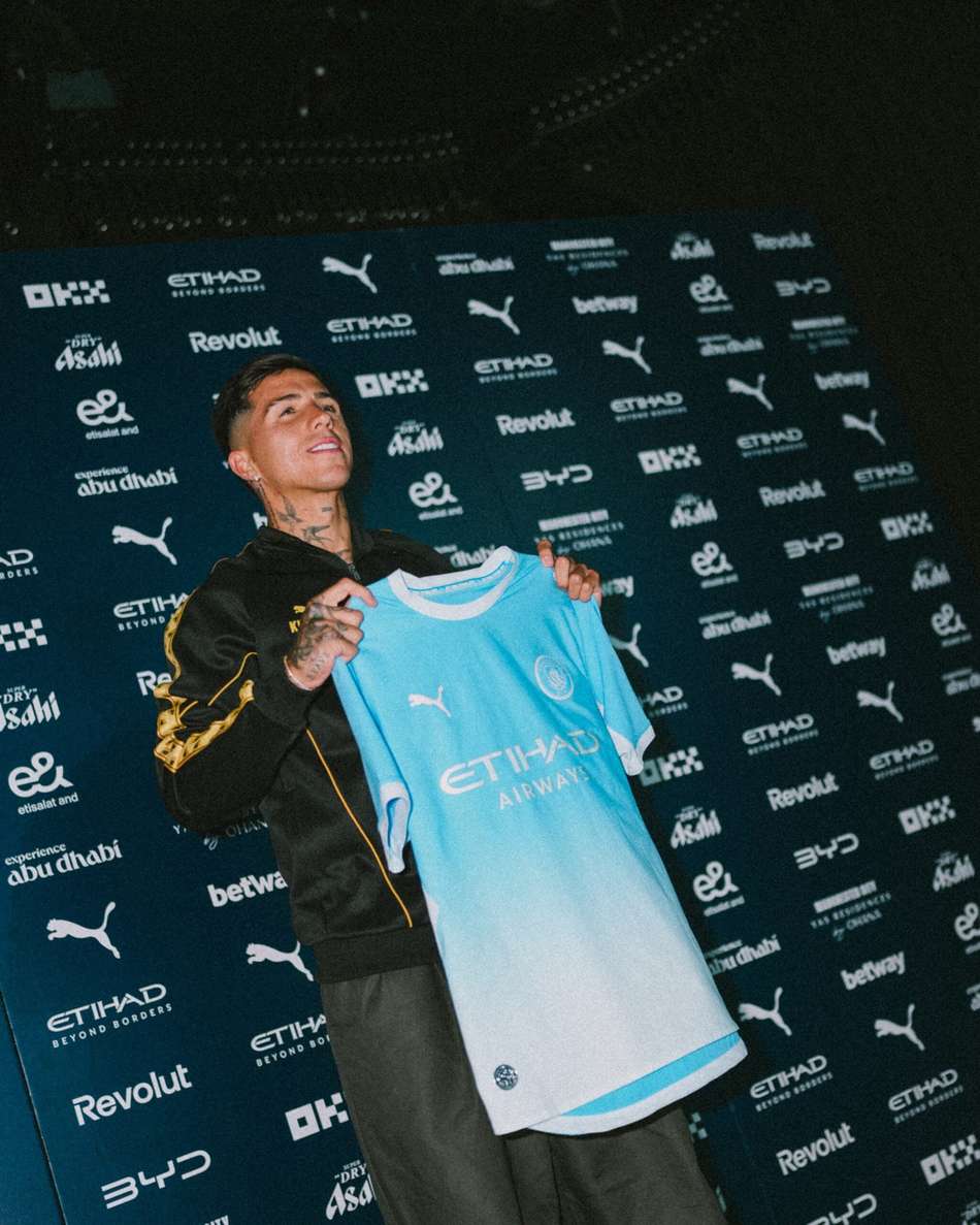 Janela bilionária altera top 10 das maiores transferências do futebol