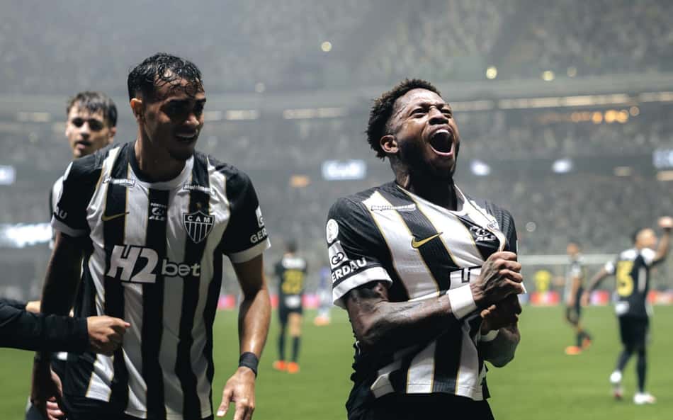 Fred, do Atlético-MG, comemorando