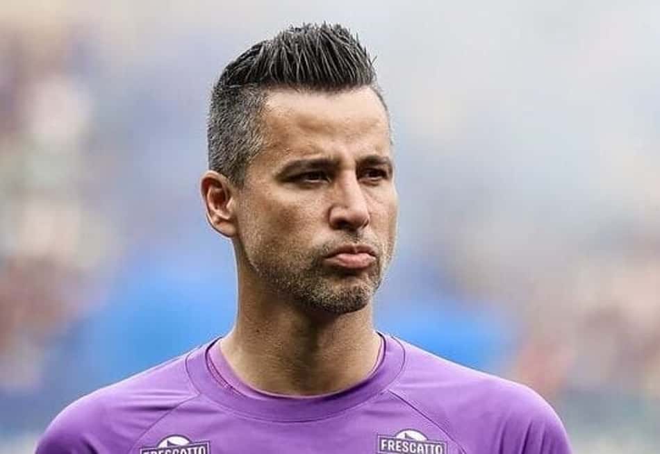 Fábio em ação na partida entre Cruzeiro e Fluminense, em partida pelo Brasileirão (Foto: Lucas Merçon/Fluminense)