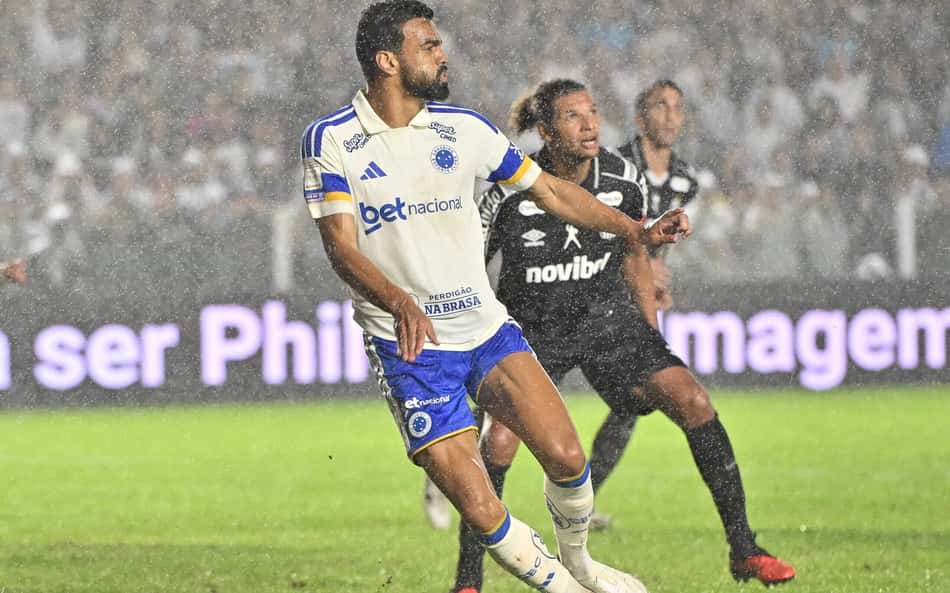 Fabrício Bruno contra o Santos
