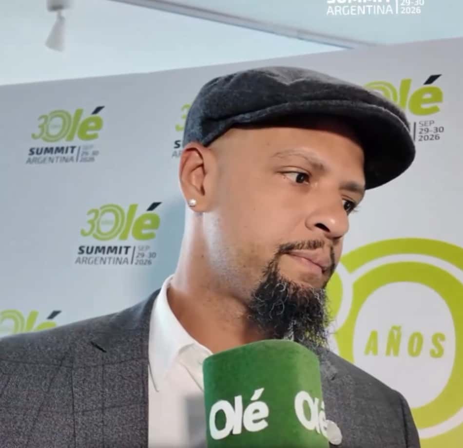 Felipe Melo dando entrevista ao 'Diário Olé'