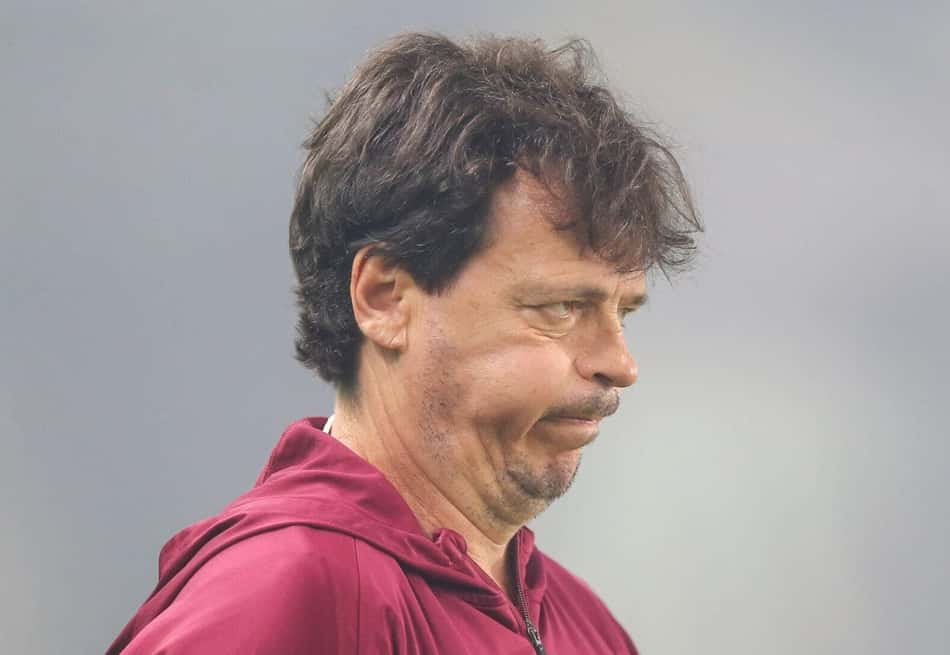 Fernando Diniz em partida pelo Corinthians