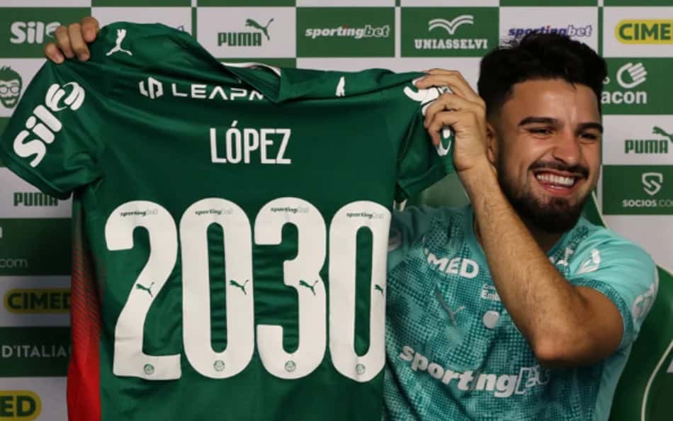 Flaco renova contrato com o Palmeiras