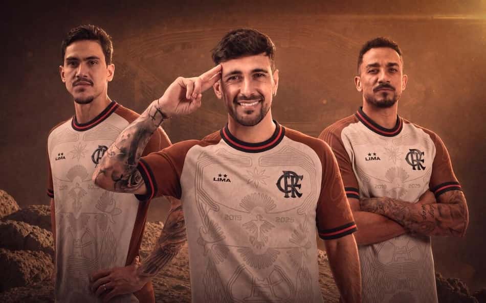 Flamengo divulga camisa vencedora do Manto da Nação (Foto: Divulgação/ Flamengo)