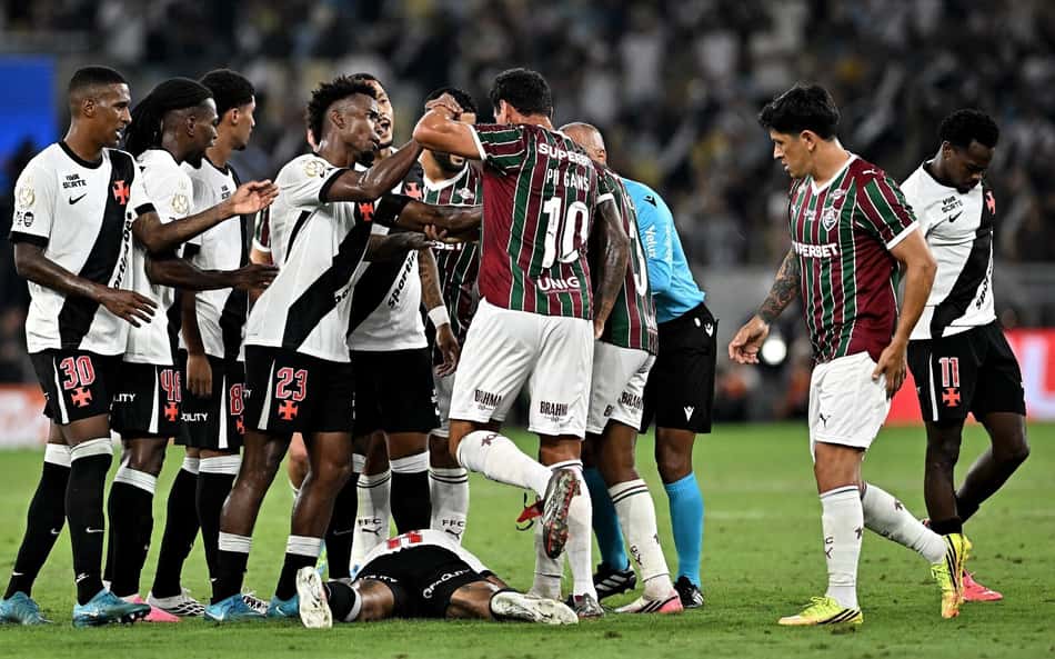 Por que a rivalidade entre Fluminense e Vasco aumentou nos últimos anos?