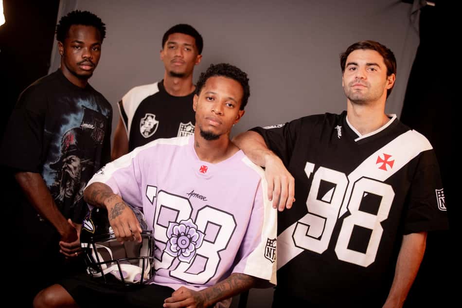 Foto das camisas da NFL, Vasco e Approve