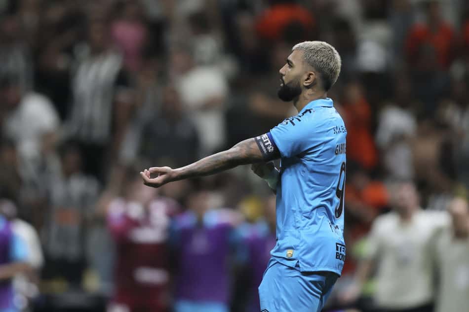 Gabigol jogador do Santos lamenta ao perder penalti na partida contra o Atletico-MG no estadio Arena MRV pelo campeonato Copa Sul-Americana 2026.