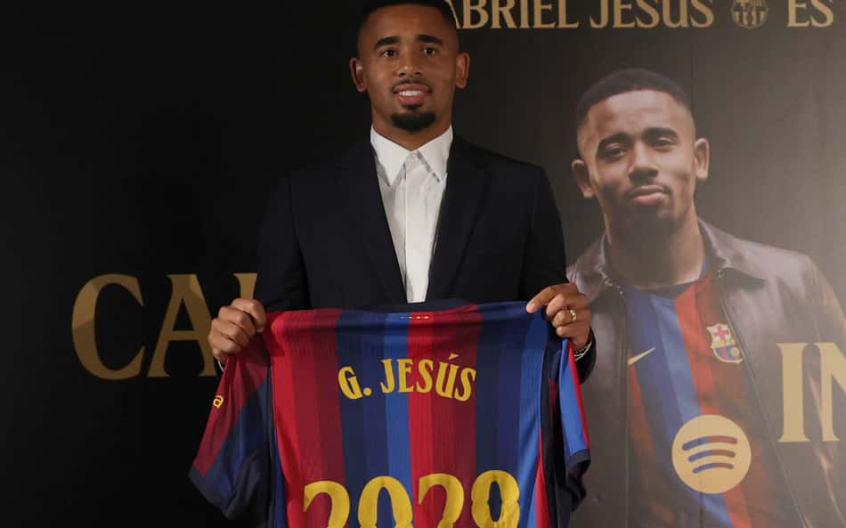 Gabriel Jesus é anunciado como novo reforço do Barcelona