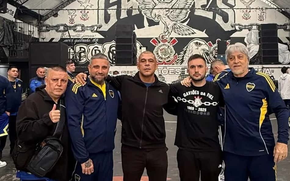Lideranças da Gaviões da Fiel e da torcida do Boca Juniors se reuniram