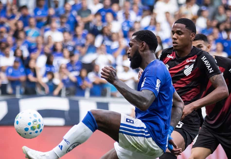 Gerson dá passe