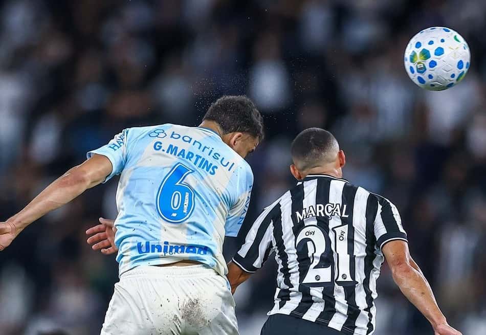 Grêmio foi derrotado pelo Botafogo no Nilton Santos