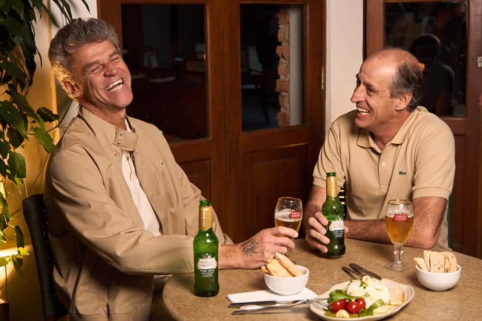 Guga Kuerten e Fernando Meligeni em ação comercial durante a Copa Davis