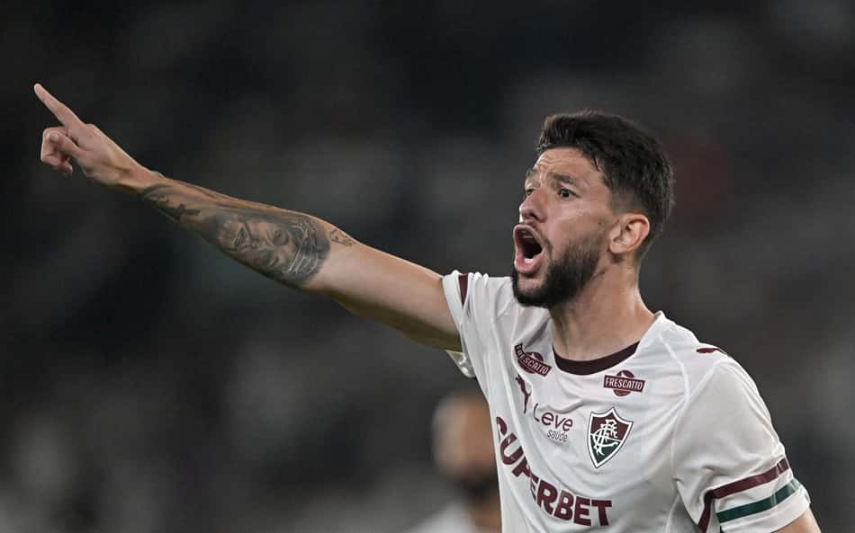 Jemmes está fora de Fluminense x Vasco