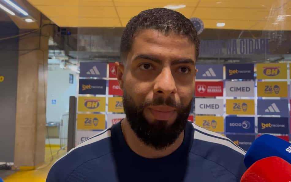 Titular do Cruzeiro avalia reação após eliminação: 'Fizemos o que tinha que ser feito'