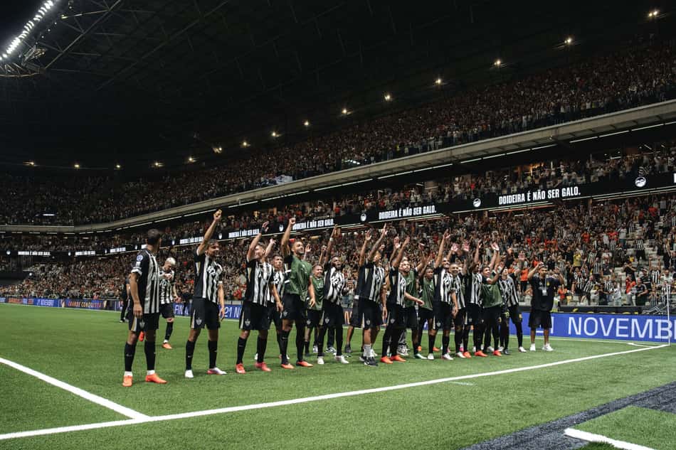 Jogadores comemoram classificação contra o Santos (Foto: Pedro Souza / Atlético)