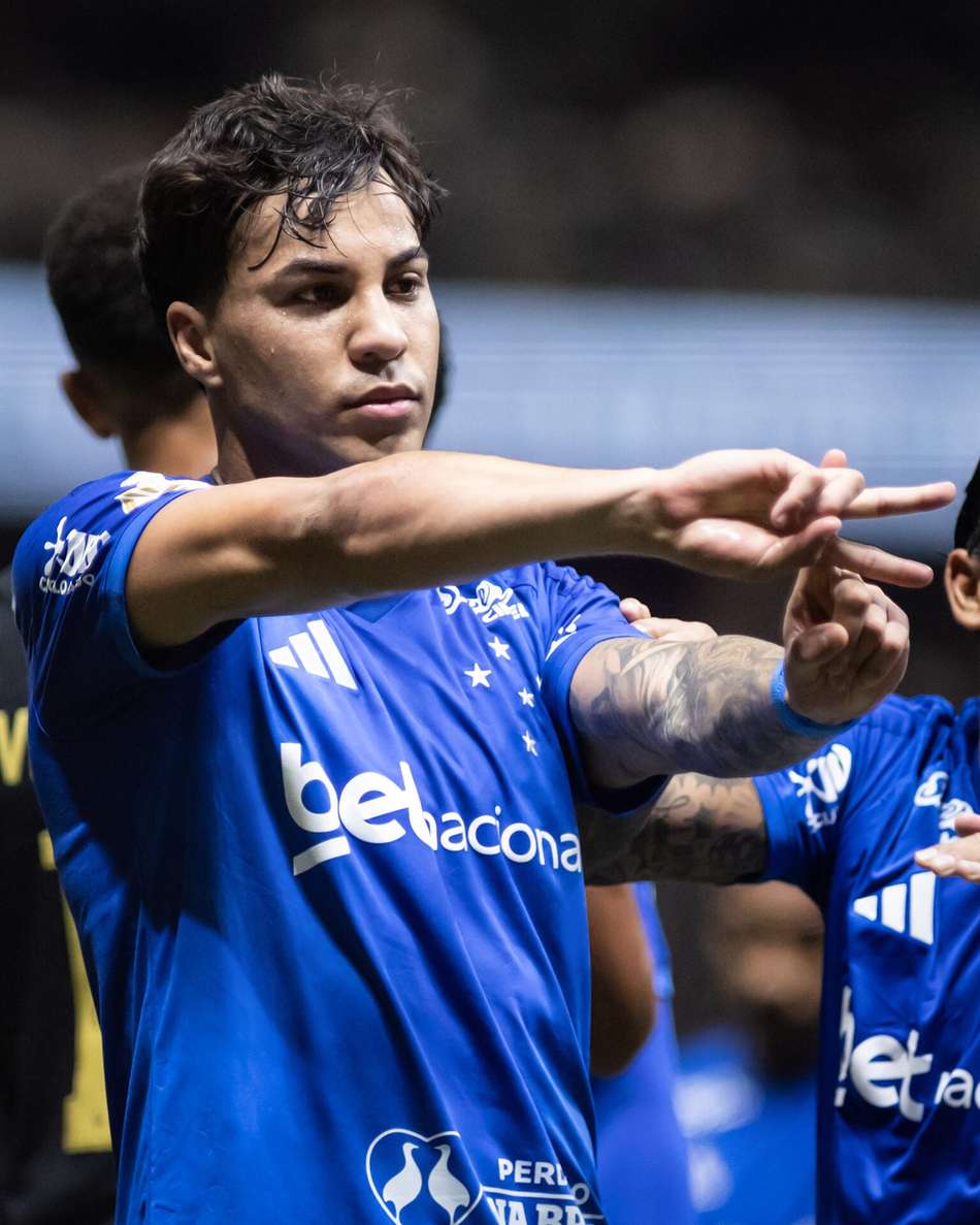 Kaio Jorge, do Cruzeiro, comemorando gol contra o Atlético-MG