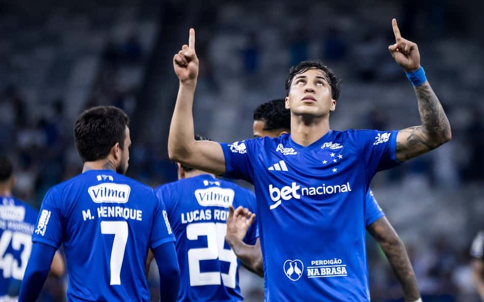 Kaio Jorge comemora gol contra o CAP