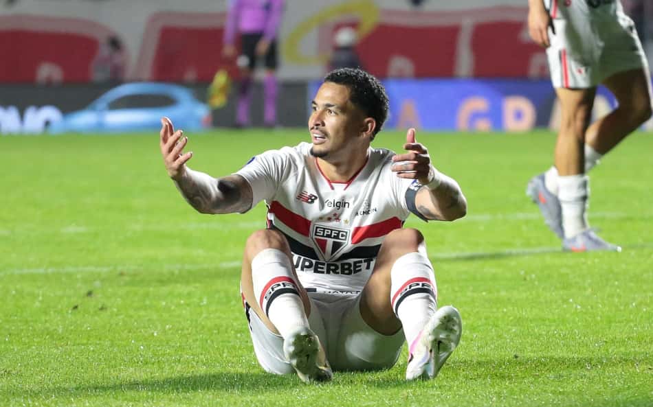 Rivais brincam com eliminação do São Paulo na Sul-Americana: 'Costume'
