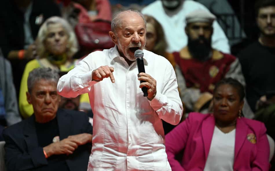 Flamengo, Fluminense e Grêmio se manifestam sobre proibição das bets no Brasil
