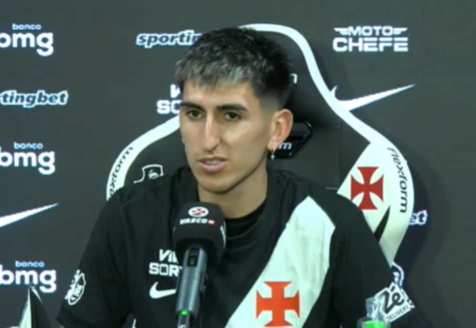 Lescana em coletiva de apresentação